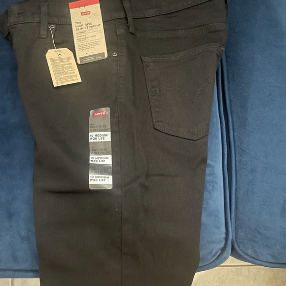 Levi's women 724 high rise jeans (size 10) - Picture 2 of 4